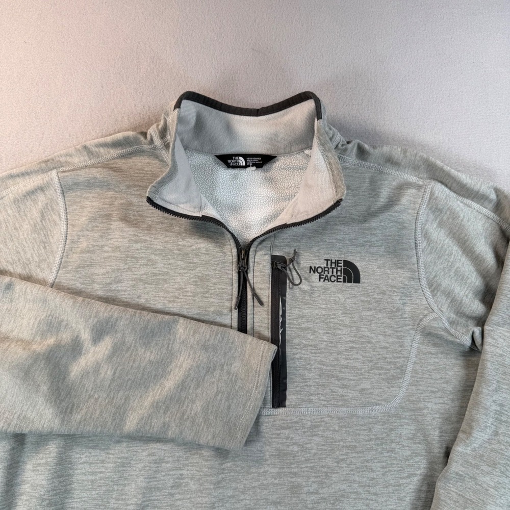 The North Face Mens Quarter Zip Fleece Pullover Grey Heather Chest Pocket Medium - Picture 3 of 8